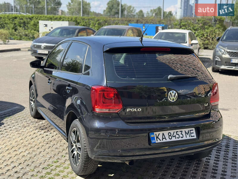 Хетчбек Volkswagen Polo 2010 в Києві