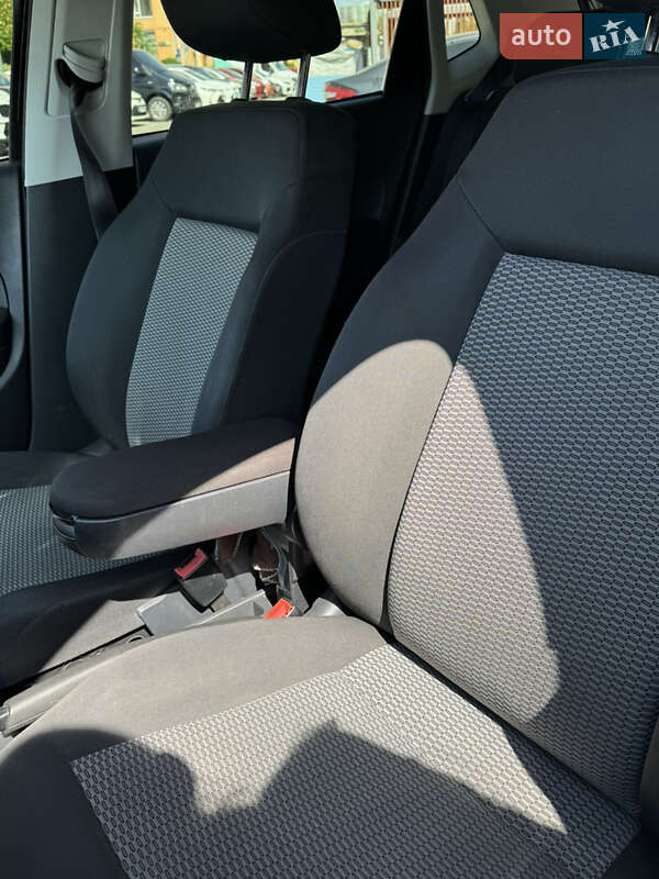Хетчбек Volkswagen Polo 2010 в Києві