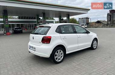 Хетчбек Volkswagen Polo 2011 в 