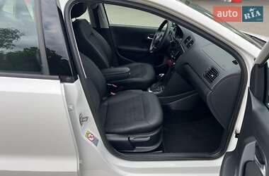 Хетчбек Volkswagen Polo 2011 в 