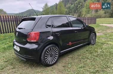 Хэтчбек Volkswagen Polo 2011 в 