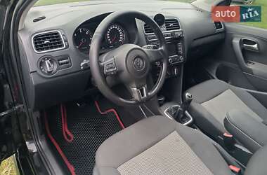 Хэтчбек Volkswagen Polo 2011 в 