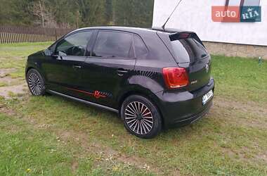 Хэтчбек Volkswagen Polo 2011 в 