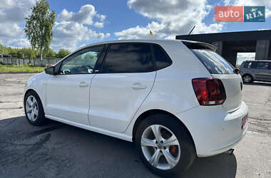 Хэтчбек Volkswagen Polo 2011 в 