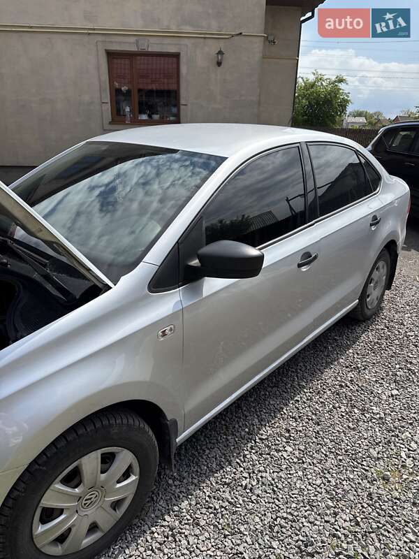 Седан Volkswagen Polo 2012 в Львове