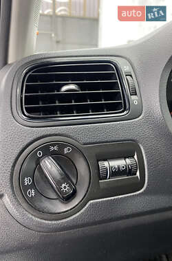 Хетчбек Volkswagen Polo 2012 в 