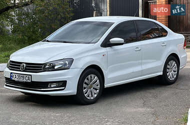 Седан Volkswagen Polo 2017 в Києві