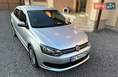 Седан Volkswagen Polo 2011 в 