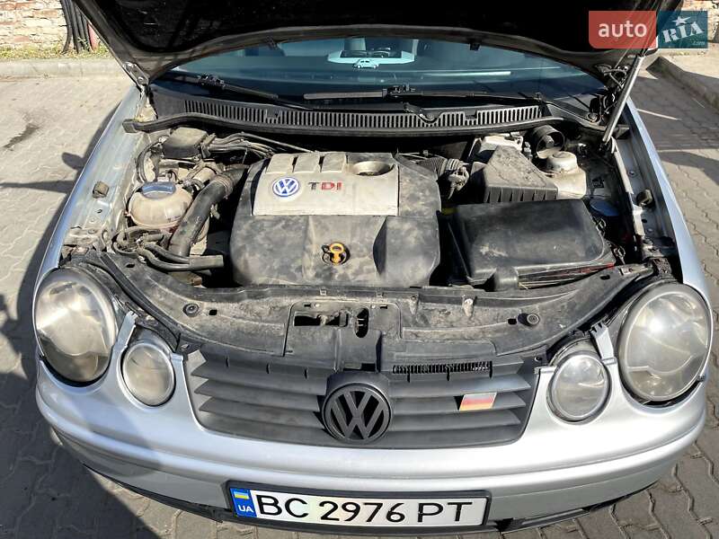 Хэтчбек Volkswagen Polo 2001 в Львове