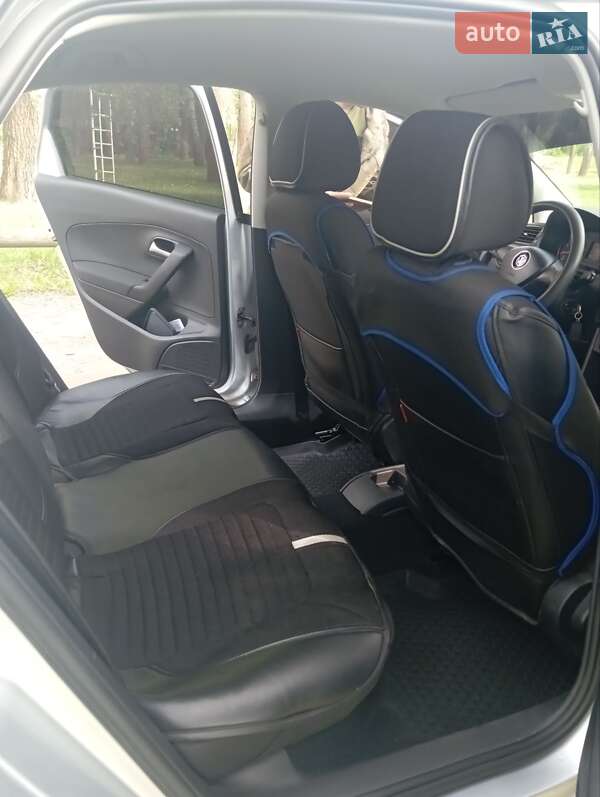 Седан Volkswagen Polo 2018 в Тростянце