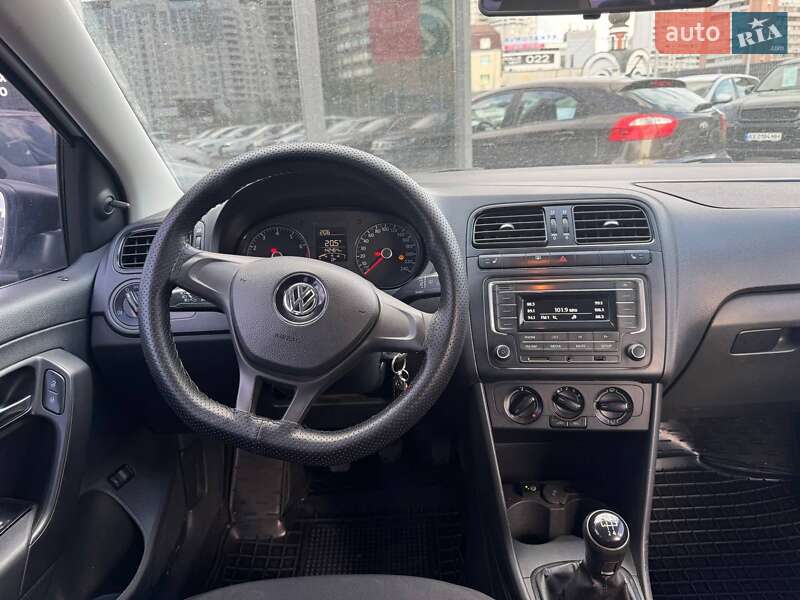 Седан Volkswagen Polo 2019 в Києві
