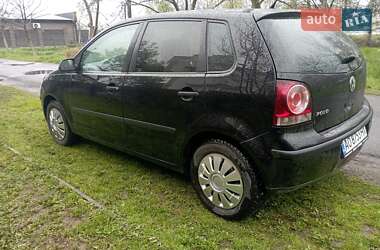 Хетчбек Volkswagen Polo 2005 в Ужгороді