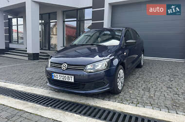 Седан Volkswagen Polo 2011 в Тячеві