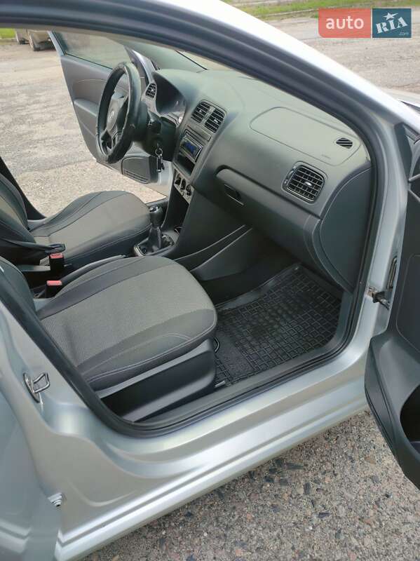 Volkswagen Polo 2013