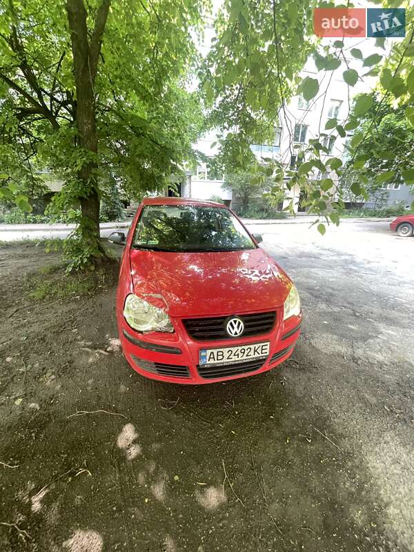Хэтчбек Volkswagen Polo 2006 в 