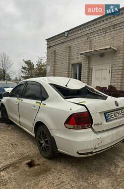 Седан Volkswagen Polo 2015 в Южноукраинске