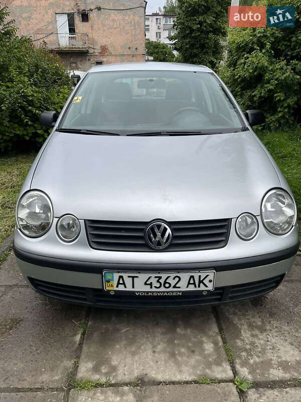 Хэтчбек Volkswagen Polo 2003 в Калуше