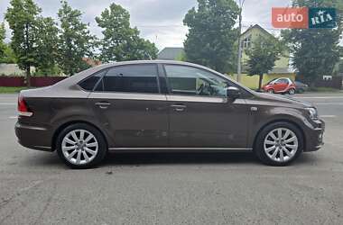 Седан Volkswagen Polo 2017 в 