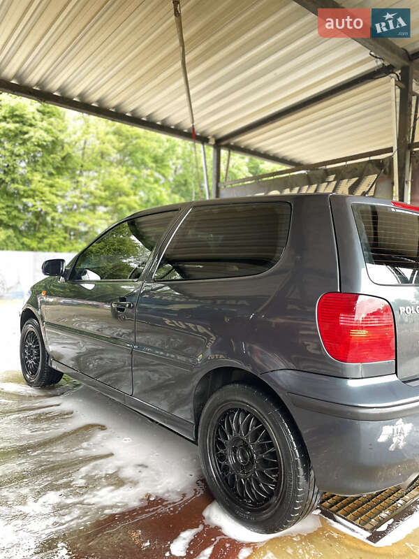 Хэтчбек Volkswagen Polo 2000 в Калуше