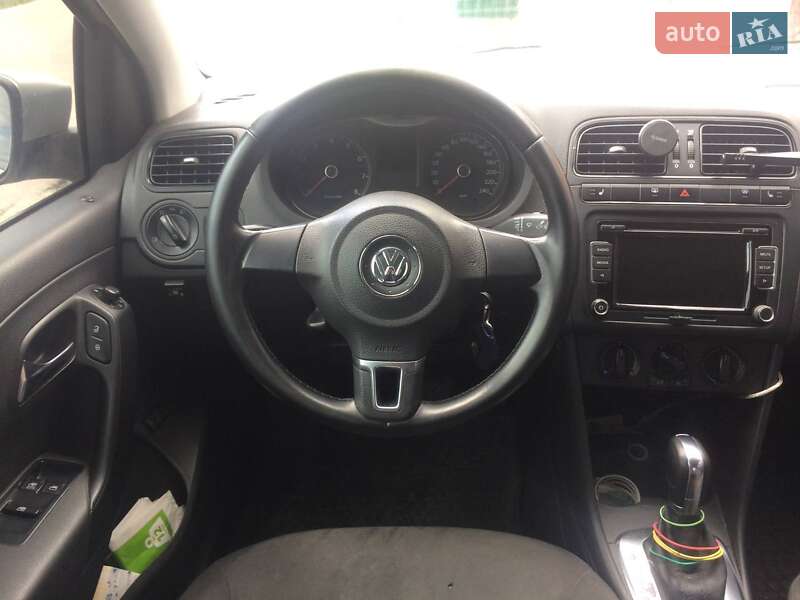 Седан Volkswagen Polo 2012 в Житомирі
