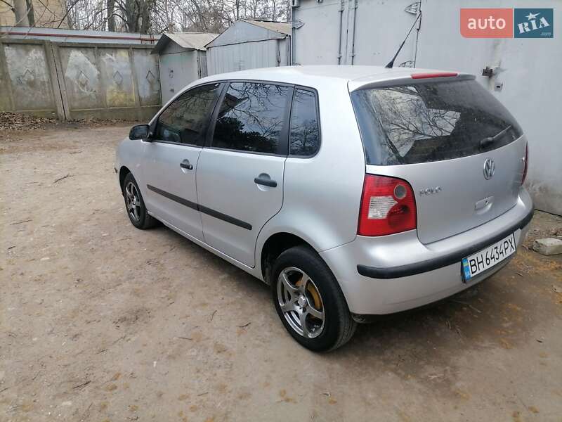 Volkswagen Polo 2003