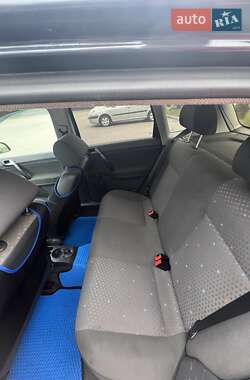 Хетчбек Volkswagen Polo 2003 в 