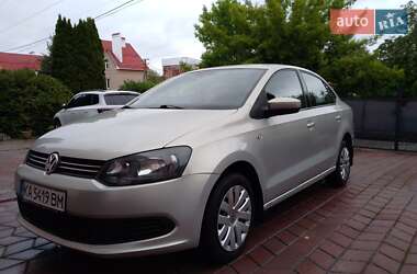 Седан Volkswagen Polo 2013 в Хмельницькому