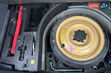 Хэтчбек Volkswagen Polo 2012 в 