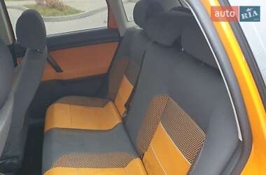 Хэтчбек Volkswagen Polo 2007 в 