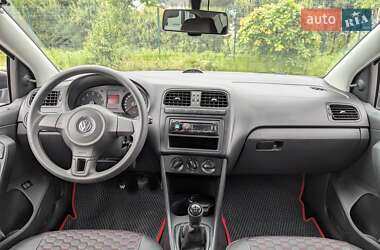 Седан Volkswagen Polo 2013 в 