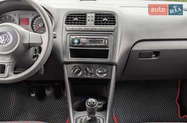 Седан Volkswagen Polo 2013 в 