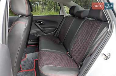 Седан Volkswagen Polo 2013 в 