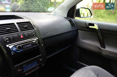 Хэтчбек Volkswagen Polo 2007 в 