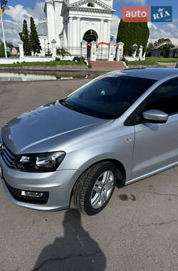 Седан Volkswagen Polo 2017 в 