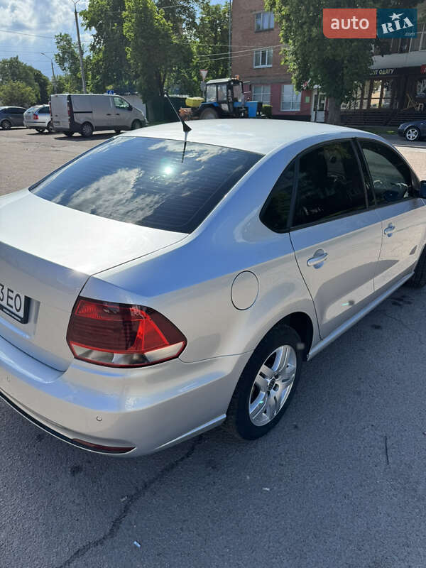 Седан Volkswagen Polo 2017 в Ніжині