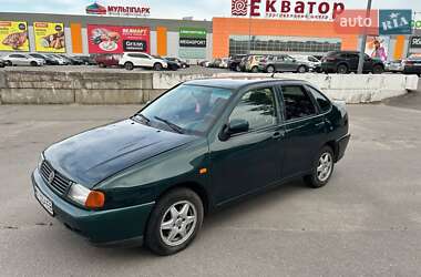 Седан Volkswagen Polo 1996 в Полтаве