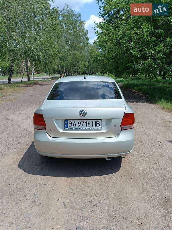 Седан Volkswagen Polo 2011 в Кривому Розі