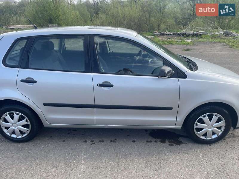 Хетчбек Volkswagen Polo 2006 в Рудки