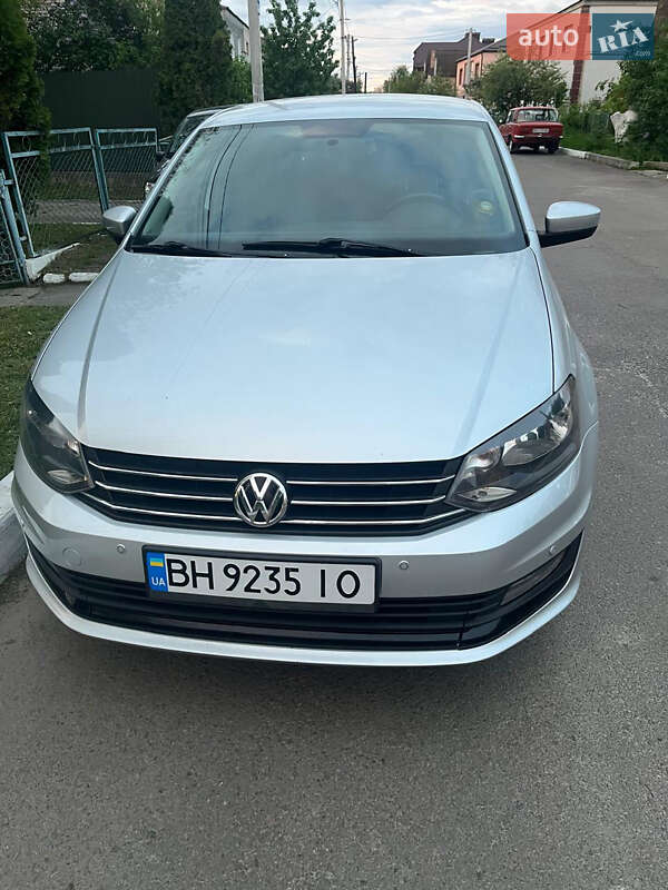 Седан Volkswagen Polo 2016 в Здолбунове