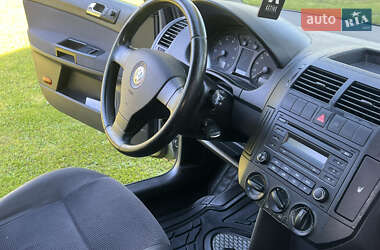 Хэтчбек Volkswagen Polo 2006 в 