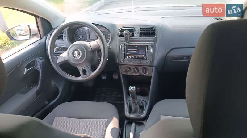 Хэтчбек Volkswagen Polo 2010 в Корсуне-Шевченковском