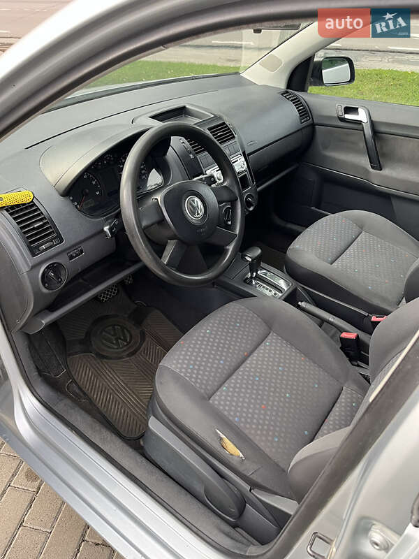 Хетчбек Volkswagen Polo 2003 в Івано-Франківську