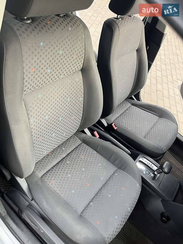 Хетчбек Volkswagen Polo 2003 в Івано-Франківську