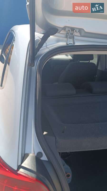 Хэтчбек Volkswagen Polo 2010 в Корсуне-Шевченковском