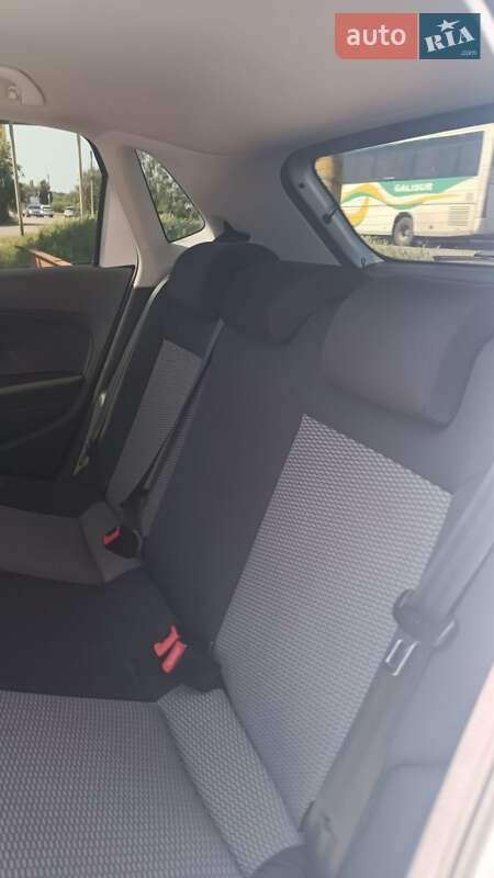Хэтчбек Volkswagen Polo 2010 в Корсуне-Шевченковском