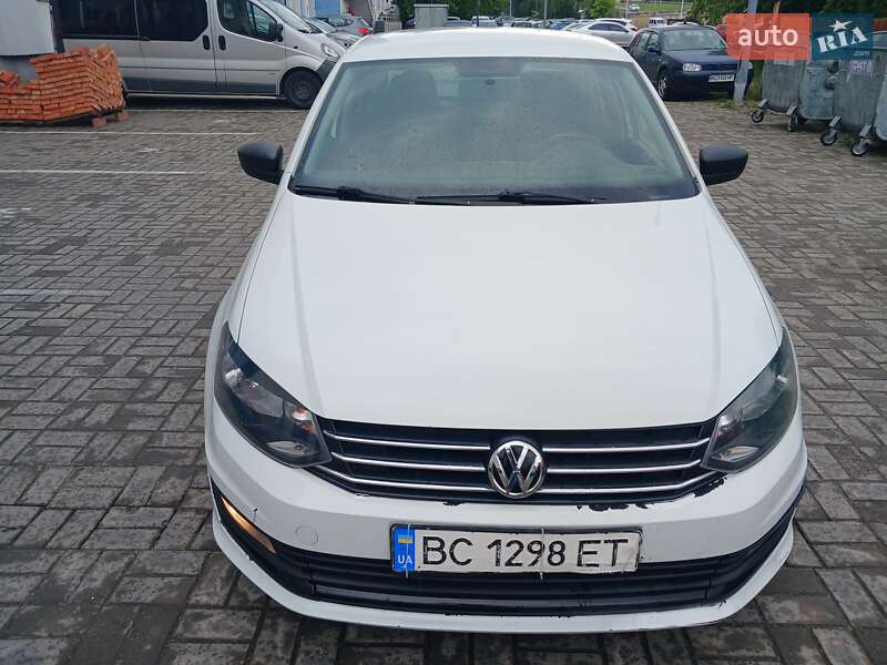 Седан Volkswagen Polo 2017 в Львове