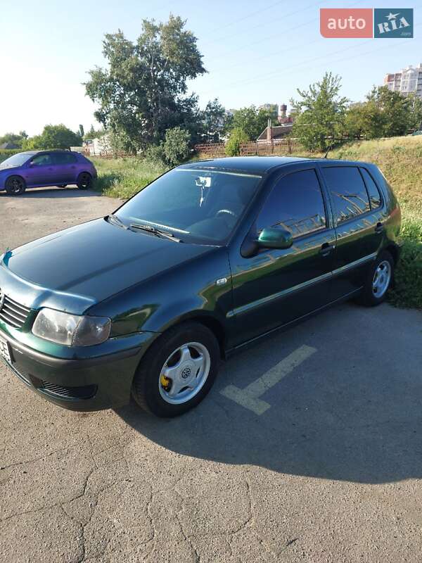 Хэтчбек Volkswagen Polo 2000 в Кременчуге