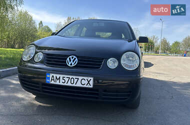 Хэтчбек Volkswagen Polo 2002 в 