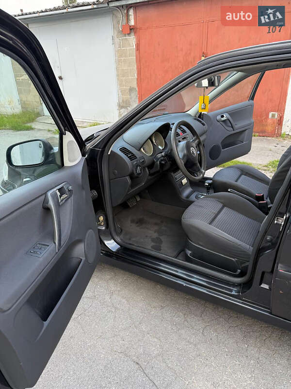 Хетчбек Volkswagen Polo 2000 в Житомирі