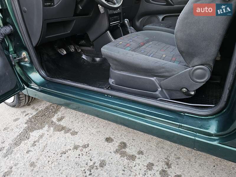 Хетчбек Volkswagen Polo 1998 в Ладижині